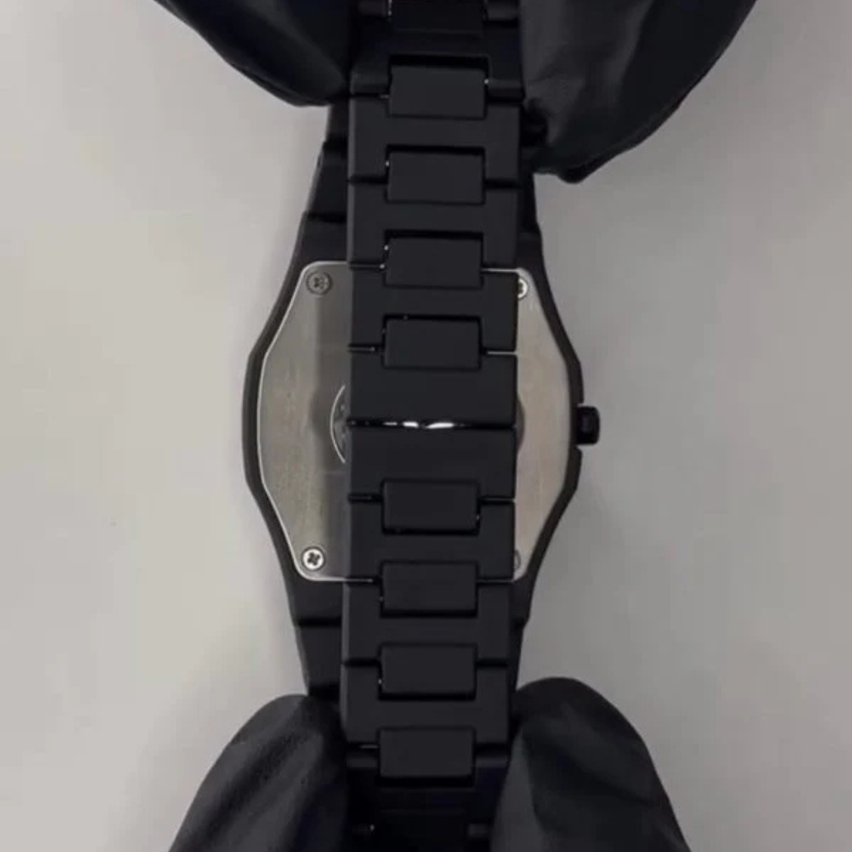 Black Arabic Aura Watch